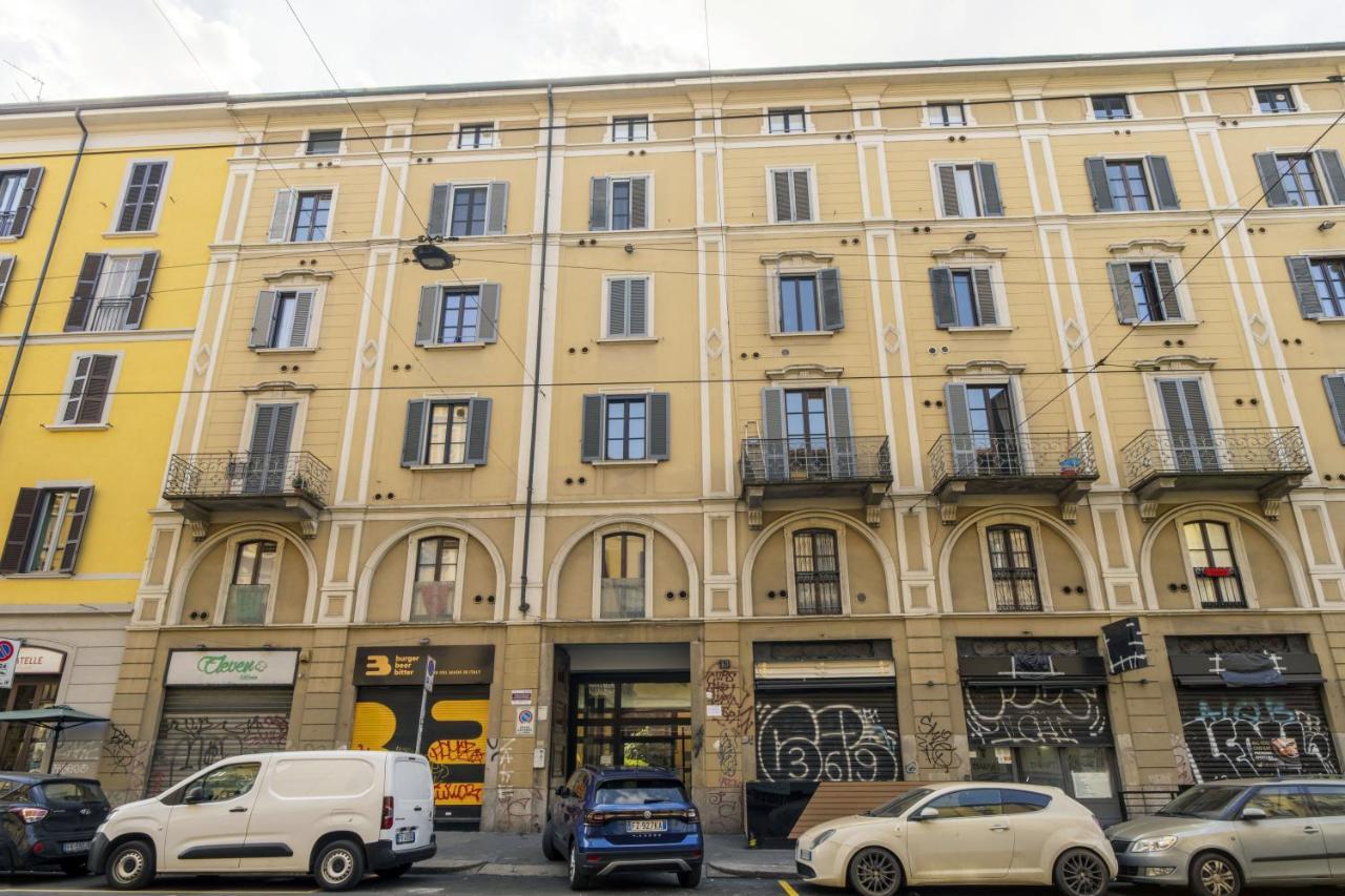 Cozy & Comfy Apt In Navigli Area Милано Екстериор снимка