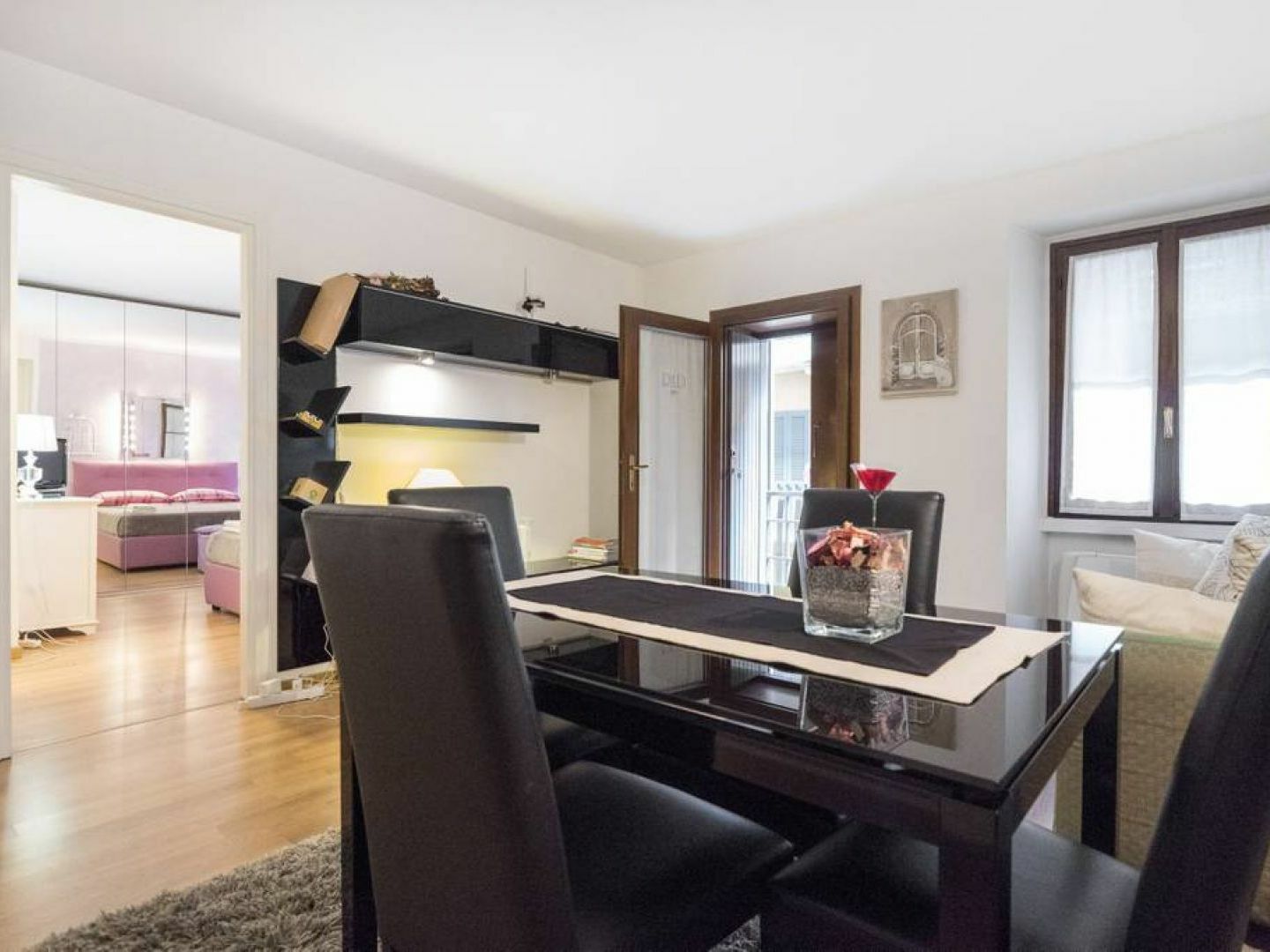 Cozy & Comfy Apt In Navigli Area Милано Екстериор снимка